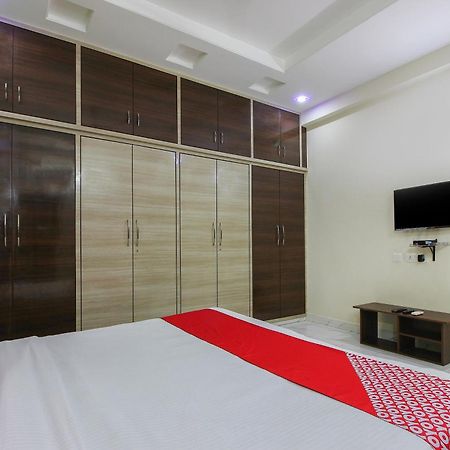 Collection O Madhapur Hotel Kondapur  Exterior photo