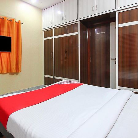 Collection O Madhapur Hotel Kondapur  Exterior photo